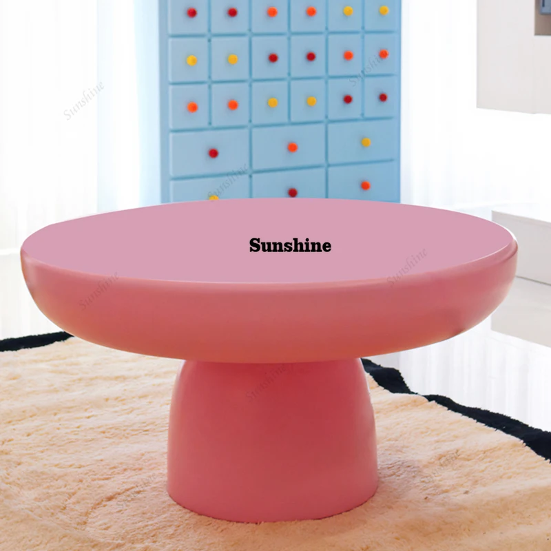 Table basse ronde sur pieds, m - Unique Table Accessories avis et prix